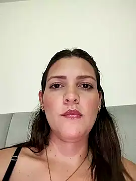 Snapshot of Mia_Hampton chatting on March 2025 12:37:02 AM Mia Hampton online show from March 2025 12:37:02 AM