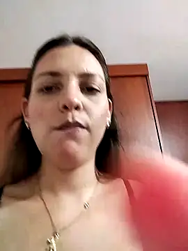 Snapshot of Mia_Hampton chatting on March 2025 10:53:01 PM Mia Hampton online show from March 2025 10:53:01 PM