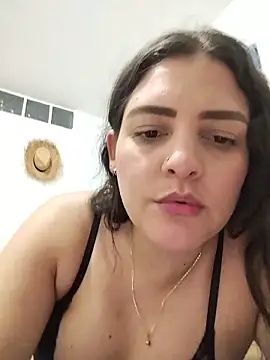 Mia Hampton online show from May 2026 08:03:02 PM