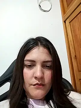 Snapshot of Mia_Hampton chatting on December 2025 11:17:02 PM Mia Hampton online show from December 2025 11:17:02 PM