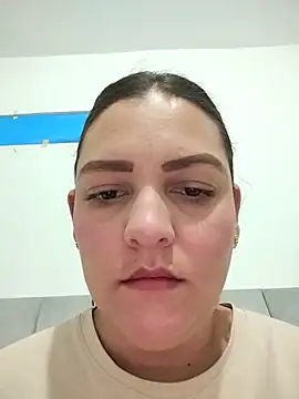 Mia Hampton online show from June 2026 03:51:02 PM