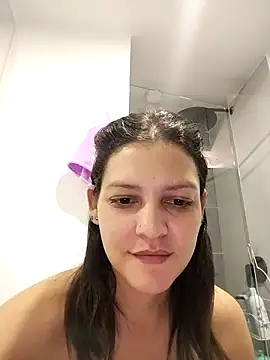 Snapshot of Mia_Hampton chatting on February 2025 08:12:01 PM Mia Hampton online show from February 2025 08:12:01 PM