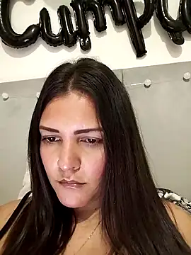 Mia Hampton online show from March 2026 09:44:01 PM