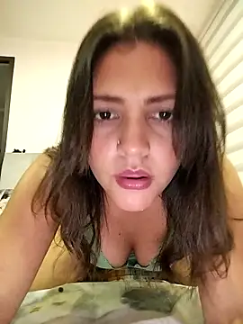 Snapshot of Mia_Hampton chatting on February 2025 01:13:02 AM Mia Hampton online show from February 2025 01:13:02 AM