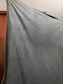 Snapshot of Mia_Hampton chatting on March 2025 08:45:02 PM Mia Hampton online show from March 2025 08:45:02 PM