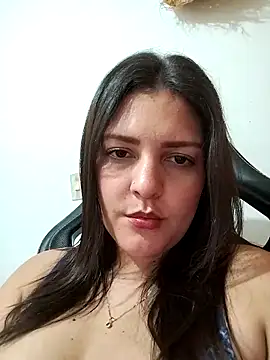 Snapshot of Mia_Hampton chatting on September 2025 07:07:01 PM Mia Hampton online show from September 2025 07:07:01 PM