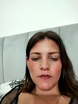 Snapshot of Mia_Hampton chatting on March 2025 11:53:02 PM Mia Hampton online show from March 2025 11:53:02 PM