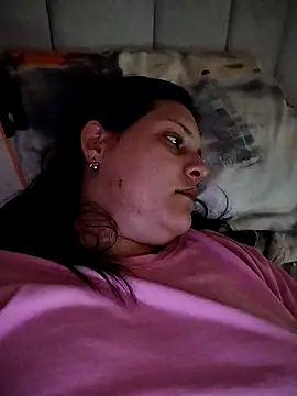 Snapshot of Mia_Hampton chatting on September 2025 04:07:02 PM Mia Hampton online show from September 2025 04:07:02 PM