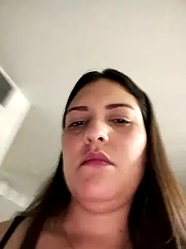 Mia Hampton online show from February 2026 07:11:02 PM