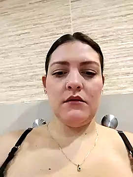 Snapshot of Mia_Hampton chatting on September 2025 01:17:01 PM Mia Hampton online show from September 2025 01:17:01 PM