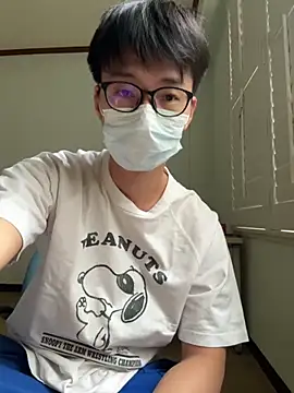 Snapshot of h4779150 chatting on December 2025 02:40:02 AM h4779150 online show from December 2025 02:40:02 AM