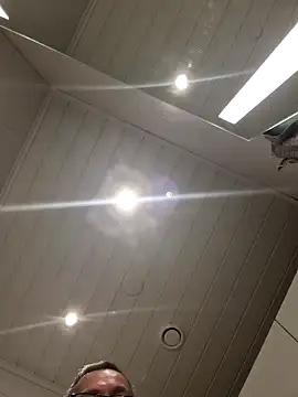 Snapshot of DarrenSullivanSlut chatting on December 2024 10:24:01 AM DarrenSullivanSlut online show from December 2024 10:24:01 AM