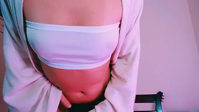 Cosmo Riri online show from March 2026 05:33:02 AM