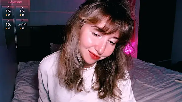 Cosmo Riri online show from November 2025 11:25:01 AM