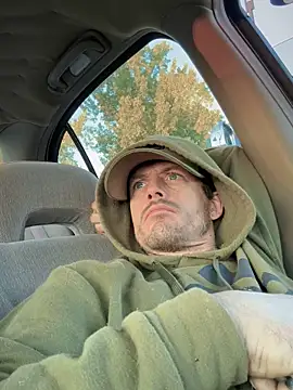 KBONE36 online show from October 2025 10:13:02 PM