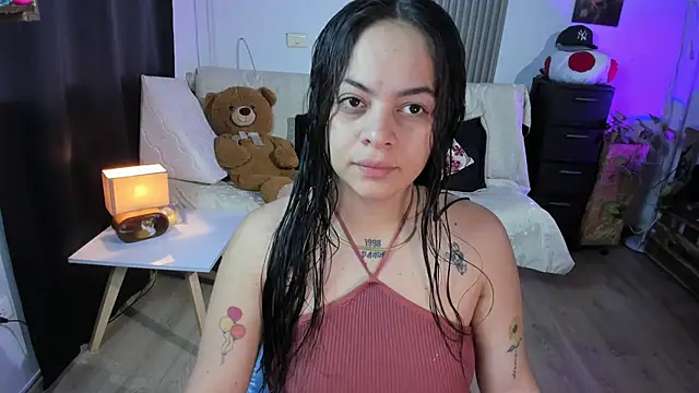 Cuttiealice online show from March 2025 11:11:01 AM