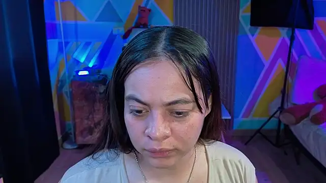 Cuttiealice online show from October 2025 01:12:02 PM