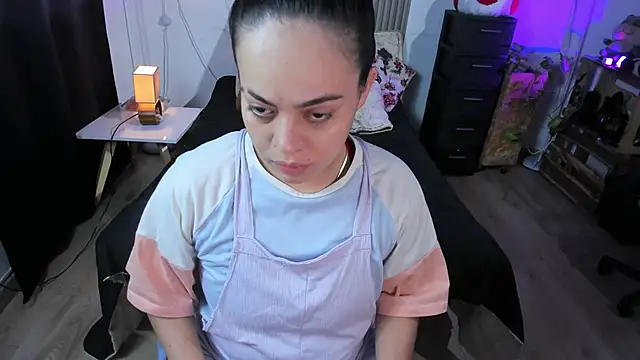 Cuttiealice online show from March 2025 11:50:01 AM