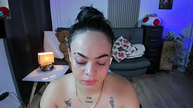Cuttiealice online show from March 2025 01:28:01 AM