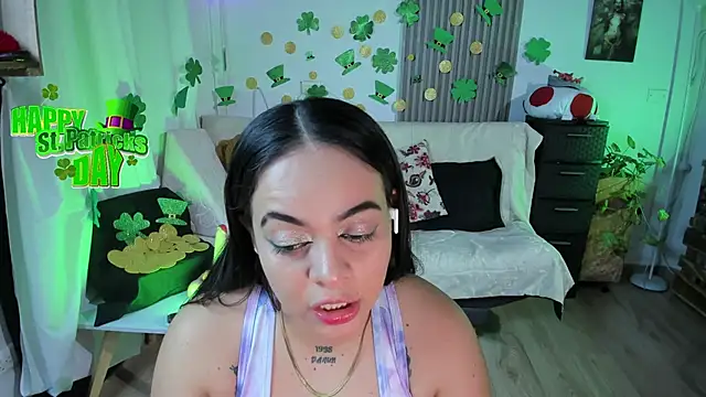 Cuttiealice online show from March 2025 09:24:01 PM