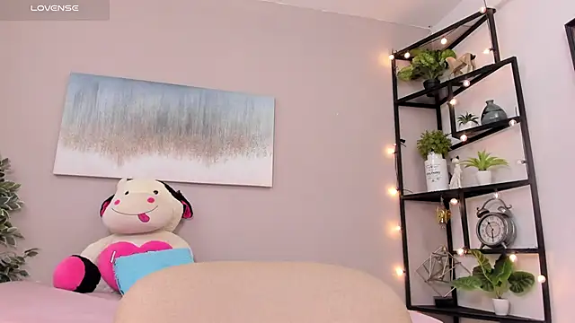 Briana Wells  online show from March 2026 12:40:02 PM