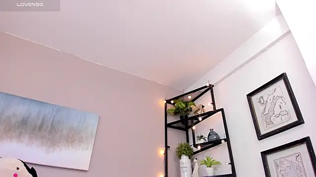 Briana Wells  online show from March 2026 12:36:01 PM