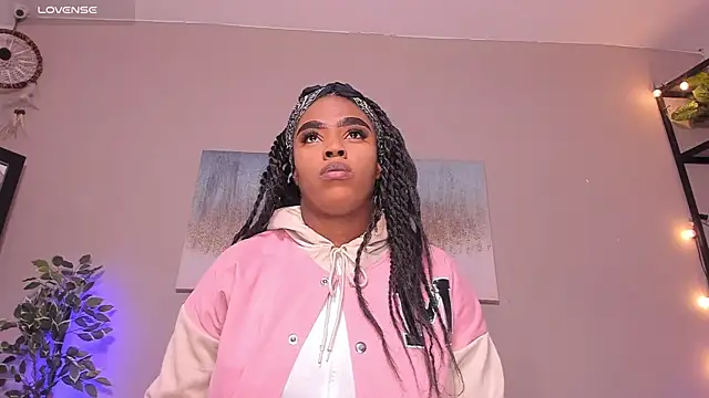 Briana Wells  online show from February 2026 01:22:01 PM