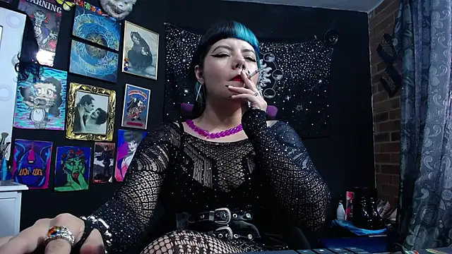 Yourmadame P online show from February 2025 05:50:02 PM