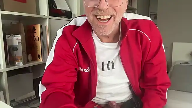 Snapshot of drefman chatting on February 2026 09:38:01 AM drefman online show from February 2026 09:38:01 AM