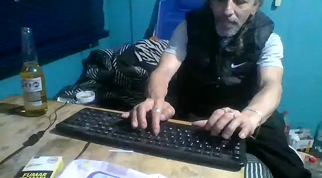 malekon76 online show from January 2025 08:49:02 AM