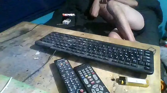 malekon76 online show from March 2025 12:11:02 PM
