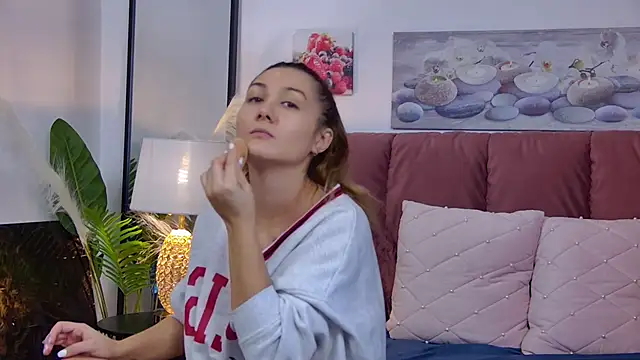 Snapshot of NicolLopeze chatting on December 2024 10:27:01 AM NicolLopeze online show from December 2024 10:27:01 AM