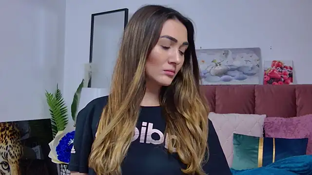 Snapshot of NicolLopeze chatting on March 2025 04:15:02 PM NicolLopeze online show from March 2025 04:15:02 PM