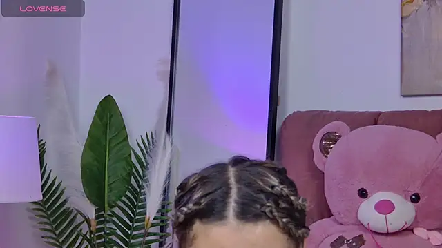 NicolLopeze online show from November 2025 07:30:02 AM