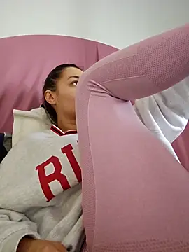 Snapshot of NicolLopeze chatting on March 2025 10:49:02 AM NicolLopeze online show from March 2025 10:49:02 AM