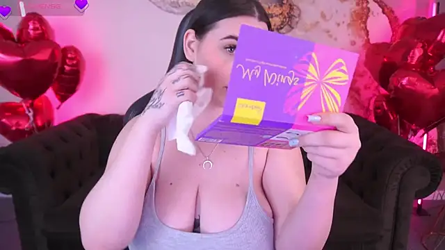 Snapshot of JeysyPotter chatting on February 2025 01:55:02 PM JeysyPotter online show from February 2025 01:55:02 PM