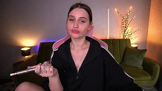 Snapshot of JeysyPotter chatting on September 2025 07:29:02 AM JeysyPotter online show from September 2025 07:29:02 AM