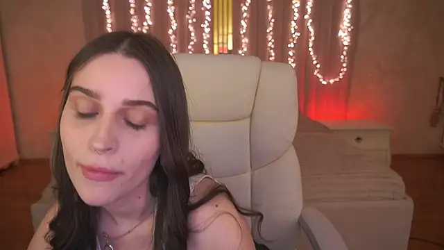 Snapshot of JeysyPotter chatting on February 2026 01:12:01 AM JeysyPotter online show from February 2026 01:12:01 AM