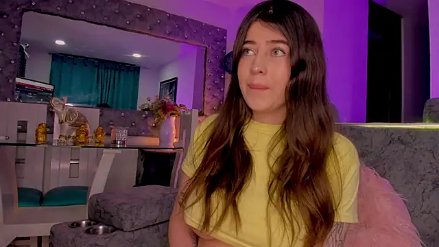 zoe kittylove online show from October 2025 04:35:02 AM