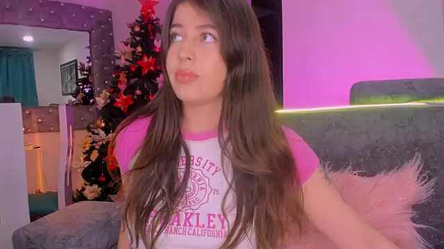 zoe kittylove online show from November 2025 05:19:02 AM