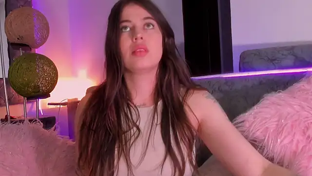 zoe kittylove online show from January 2026 05:44:02 AM