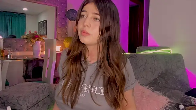 zoe kittylove online show from November 2025 03:21:02 AM