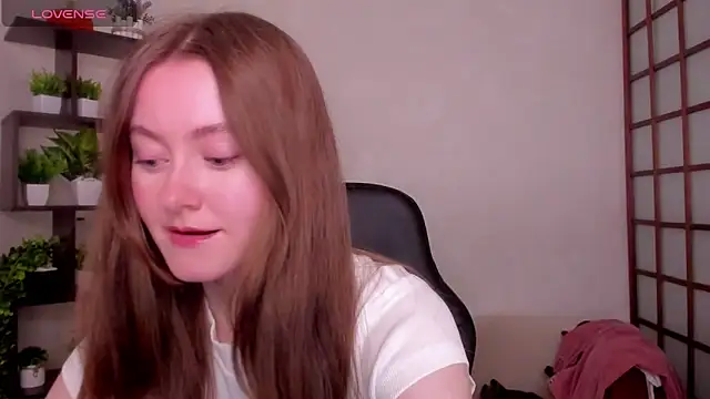 KateCuddle online show from April 2026 02:40:01 AM