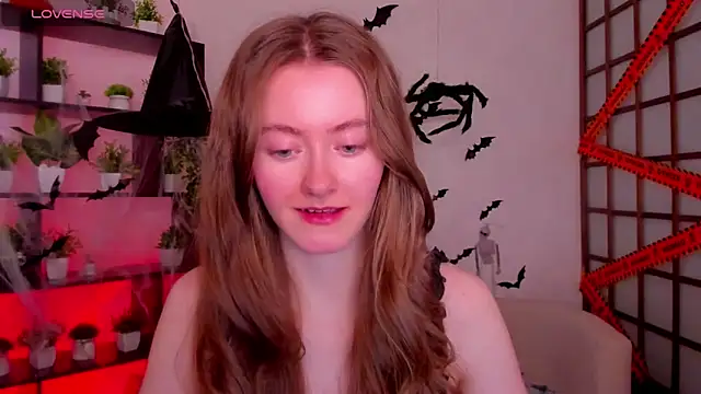 KateCuddle online show from October 2025 02:45:02 AM