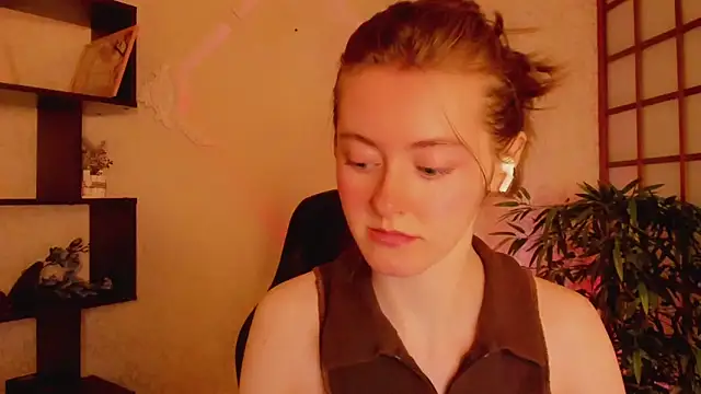 KateCuddle online show from March 2025 02:27:02 AM