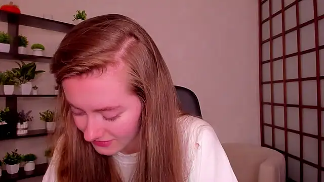 KateCuddle online show from September 2025 02:29:01 AM