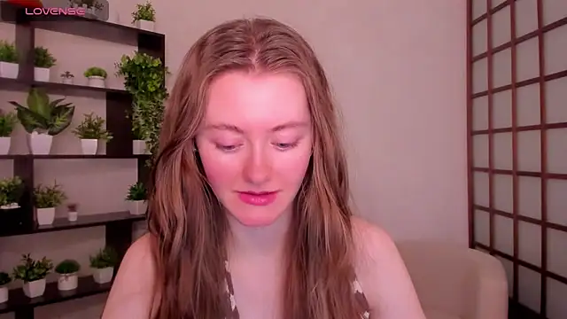 KateCuddle online show from October 2025 02:43:01 AM