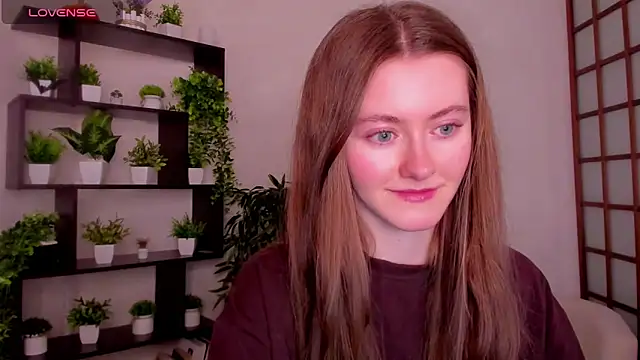 KateCuddle online show from December 2025 02:01:02 AM