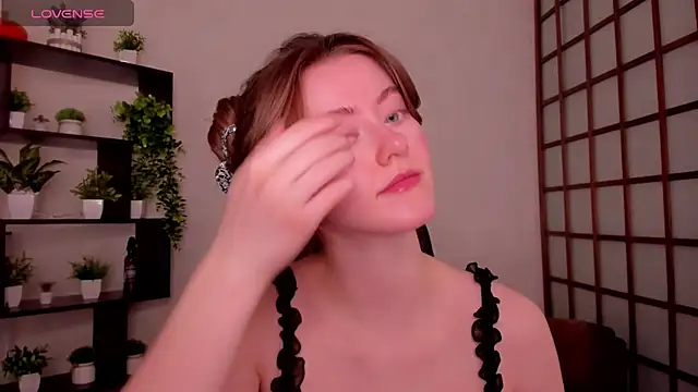 KateCuddle online show from February 2026 02:22:02 AM