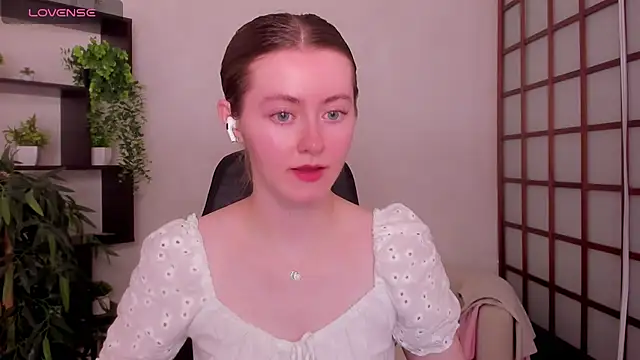KateCuddle online show from July 2026 02:45:01 AM